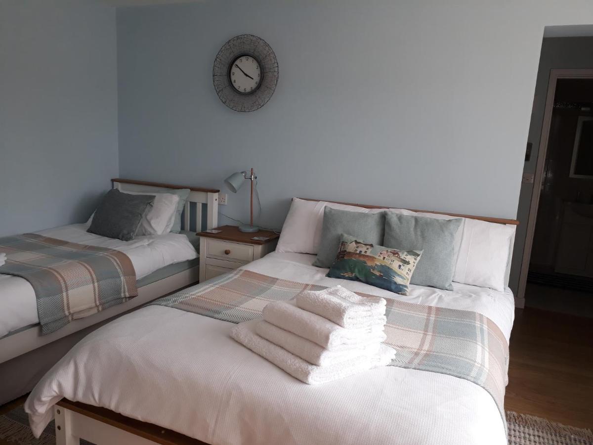 Coast 77 B&B Poole Ngoại thất bức ảnh