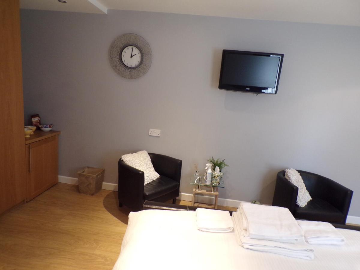 Coast 77 B&B Poole Ngoại thất bức ảnh